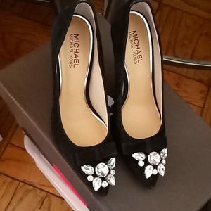 Michael Kors sz7 suede evening stilettos